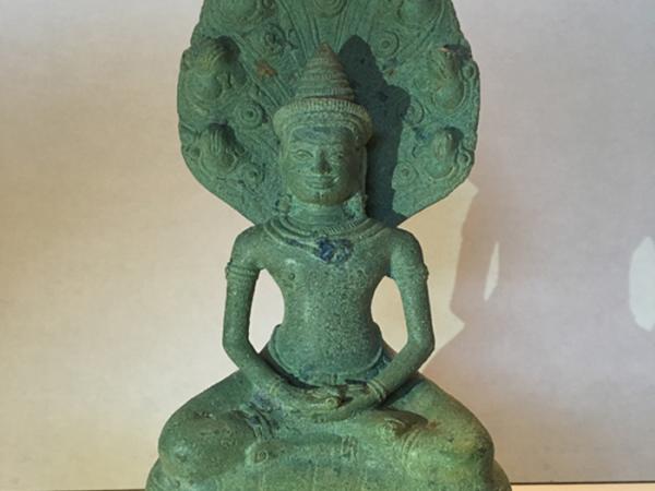 Bronze seated Buddha figure